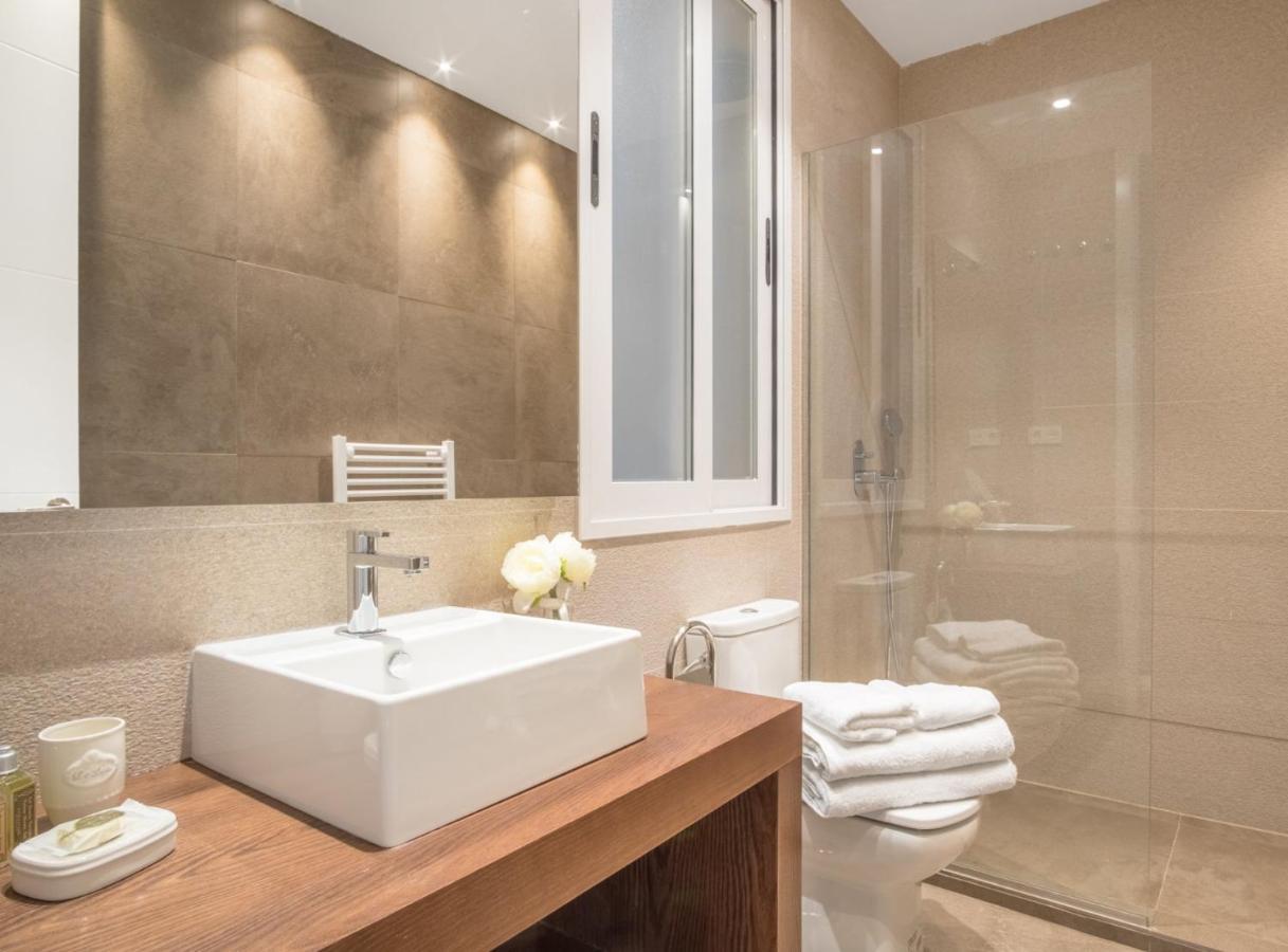 Experience The Best Of Madrid! Gran Via Apartment For 6, Comfort And Style In The Heart Of Chueca III Екстер'єр фото