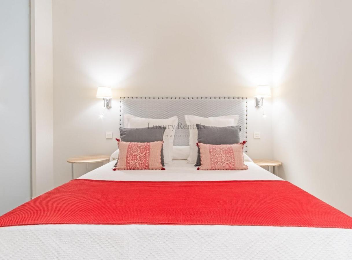 Experience The Best Of Madrid! Gran Via Apartment For 6, Comfort And Style In The Heart Of Chueca III Екстер'єр фото